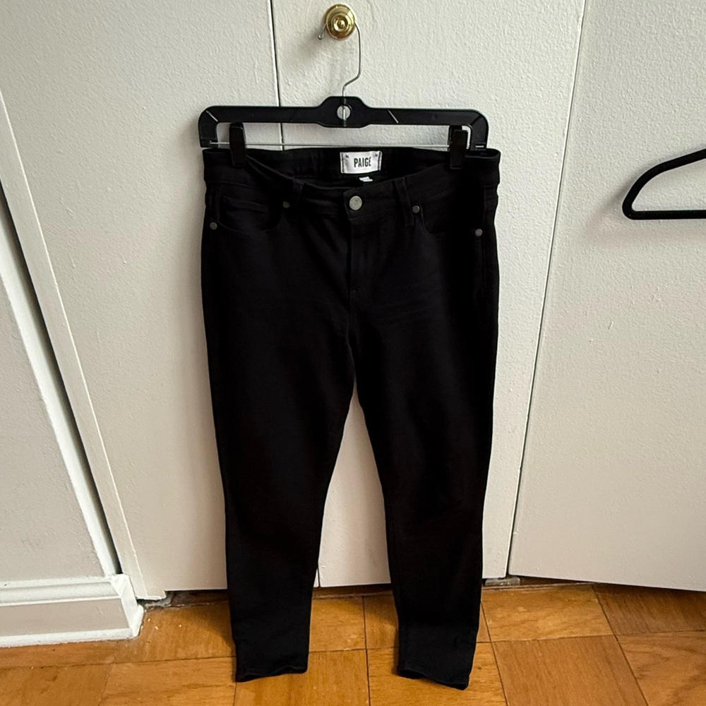 PAIGE denim Verdugo Ankle Skinny Jean / BLACK SHADOW / size 28